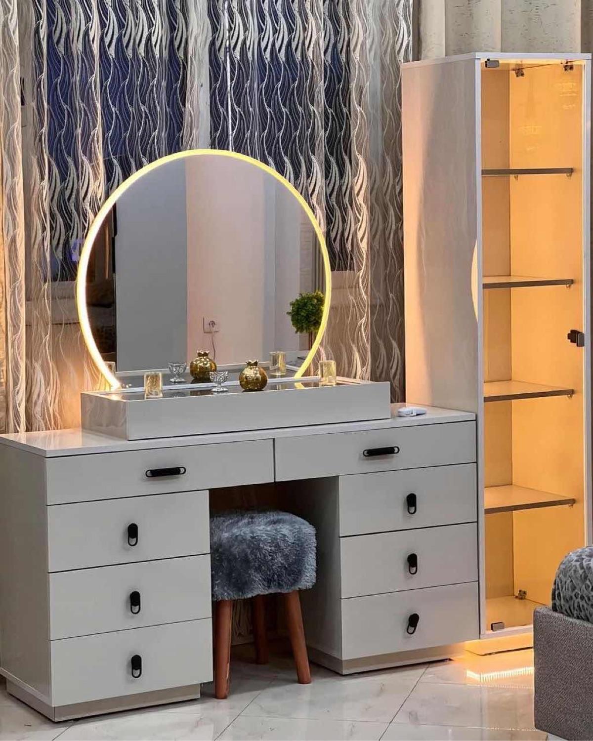 Coiffeuse moderne avec miroir LED et rangements 5