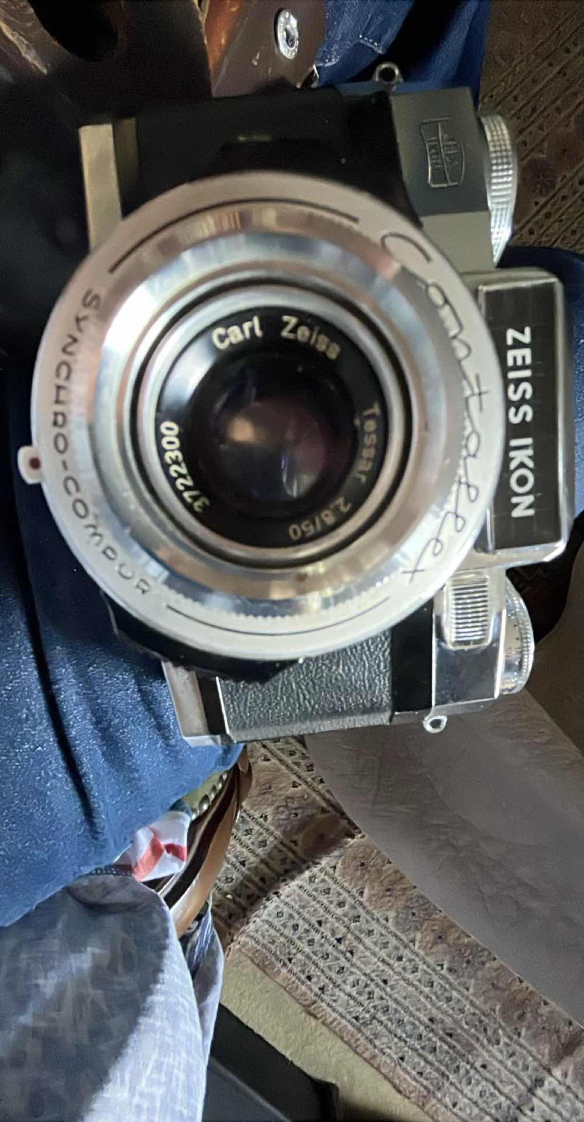 Appareil photo reflex Zeiss Ikon Contaflex avec objectif Carl Zeiss Tessar 2.8/50 4