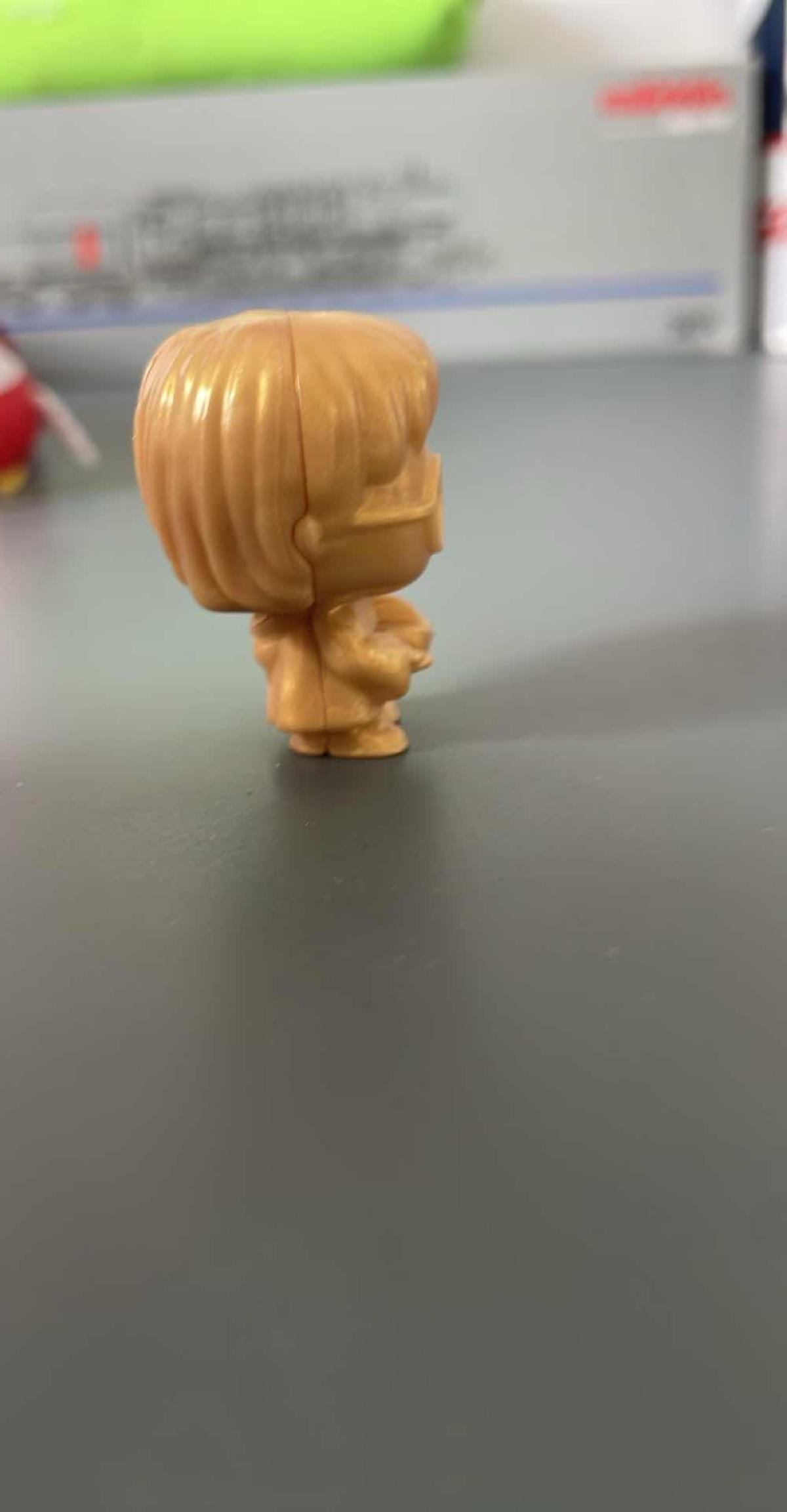 Mini-figurine Harry Potter dorée 5