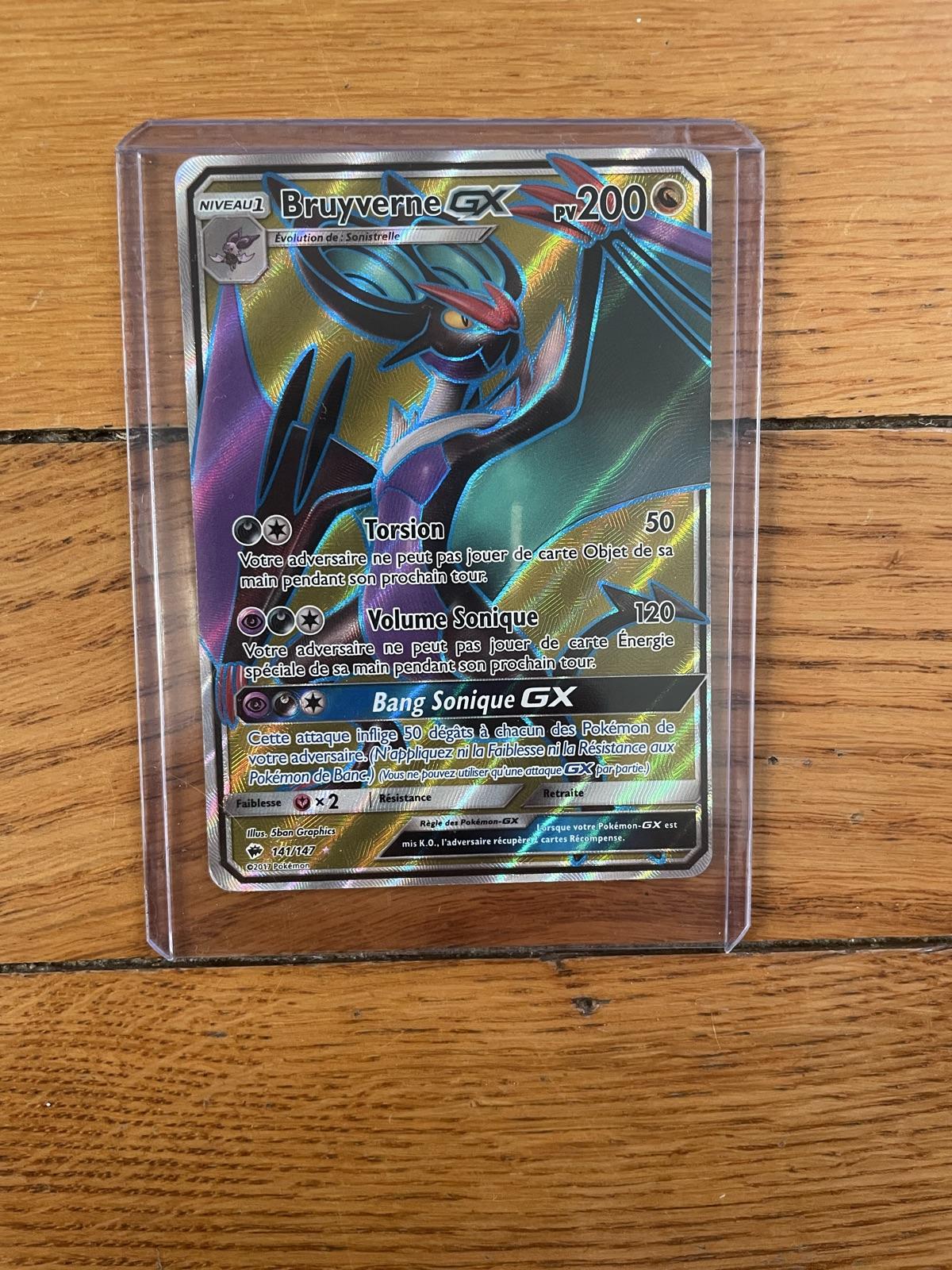 Carte Pokémon Bruyverne GX Full Art 74/147 (Ombres Ardentes)