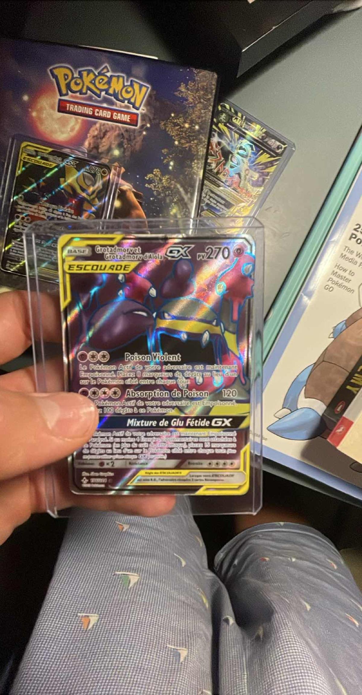 Carte Pokémon Grotadmorv d'Alola & Grotadmorv ESCOUADE GX (165/181)