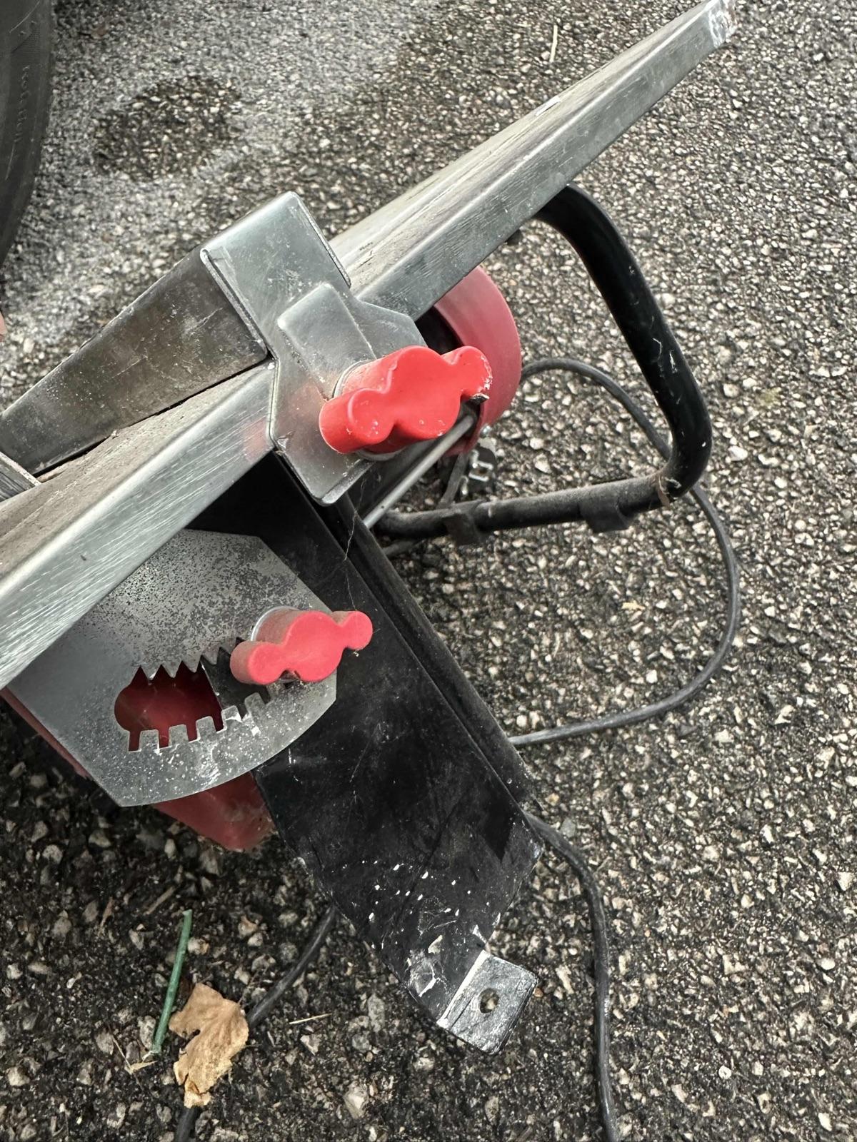 Coupe-carreaux électrique Brico tech TC-180C-1 5