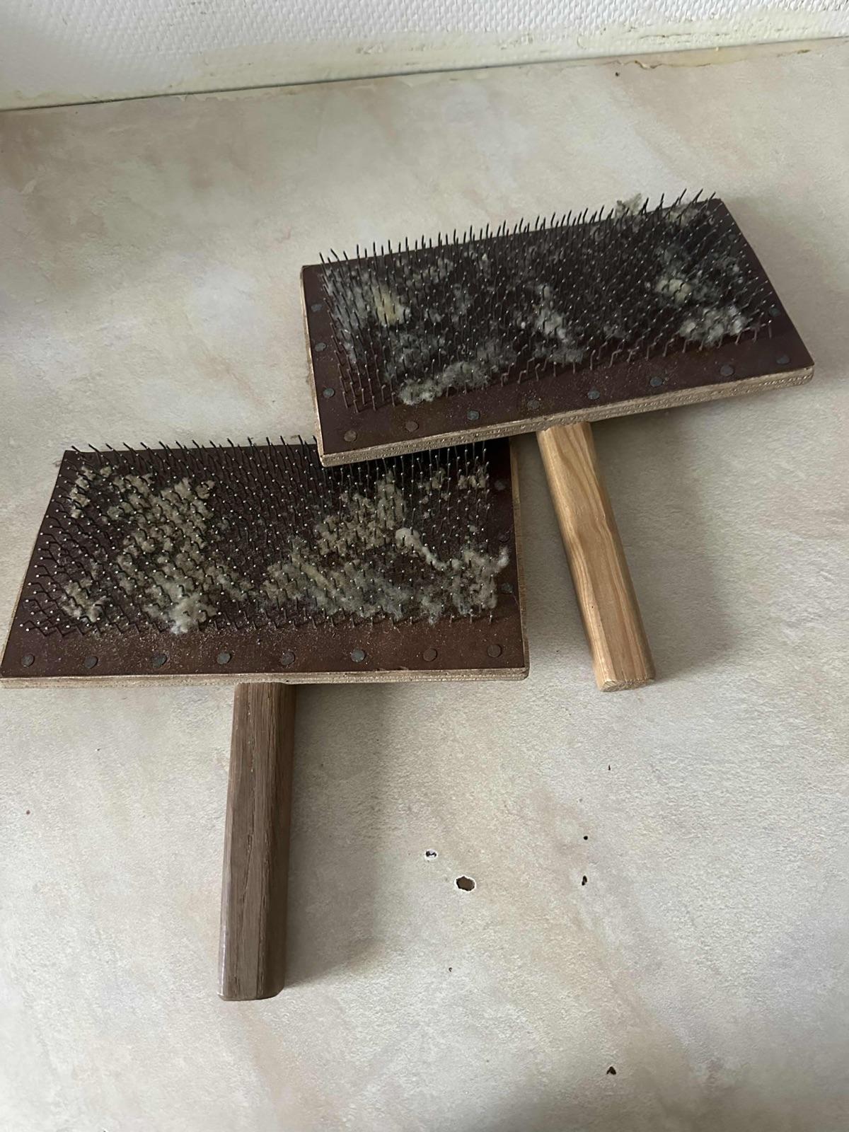 Paire de cardes à laine manuelles