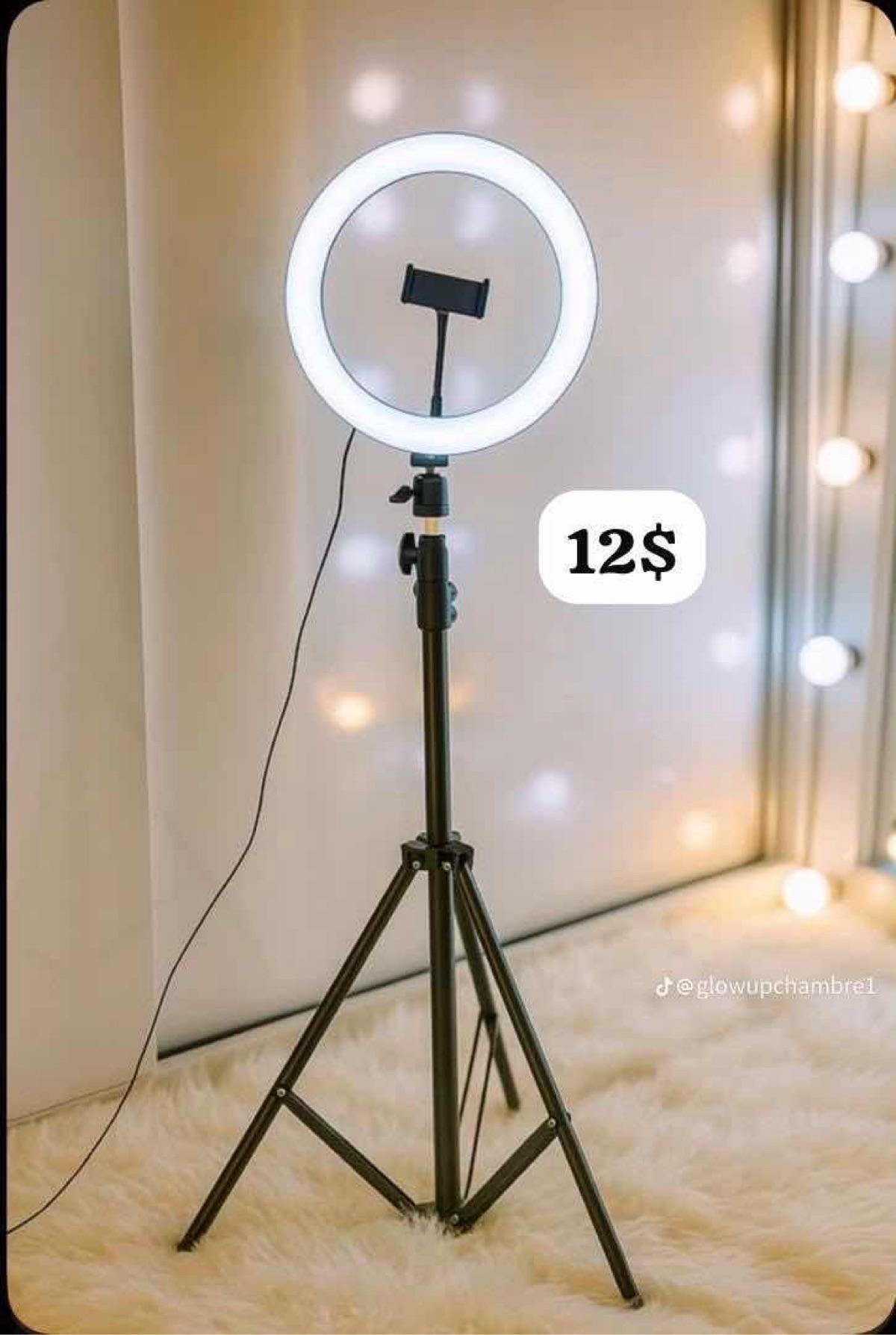 Ring Light LED avec trépied et support téléphone 3