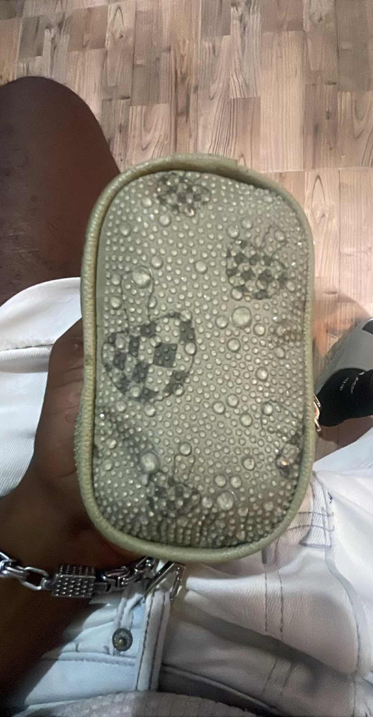 Petite pochette ou étui à motif damier et texture "gouttes d'eau"