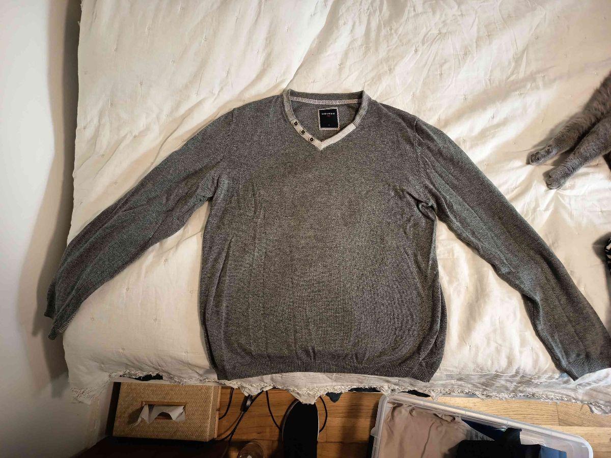 Pull col V gris DEVRE