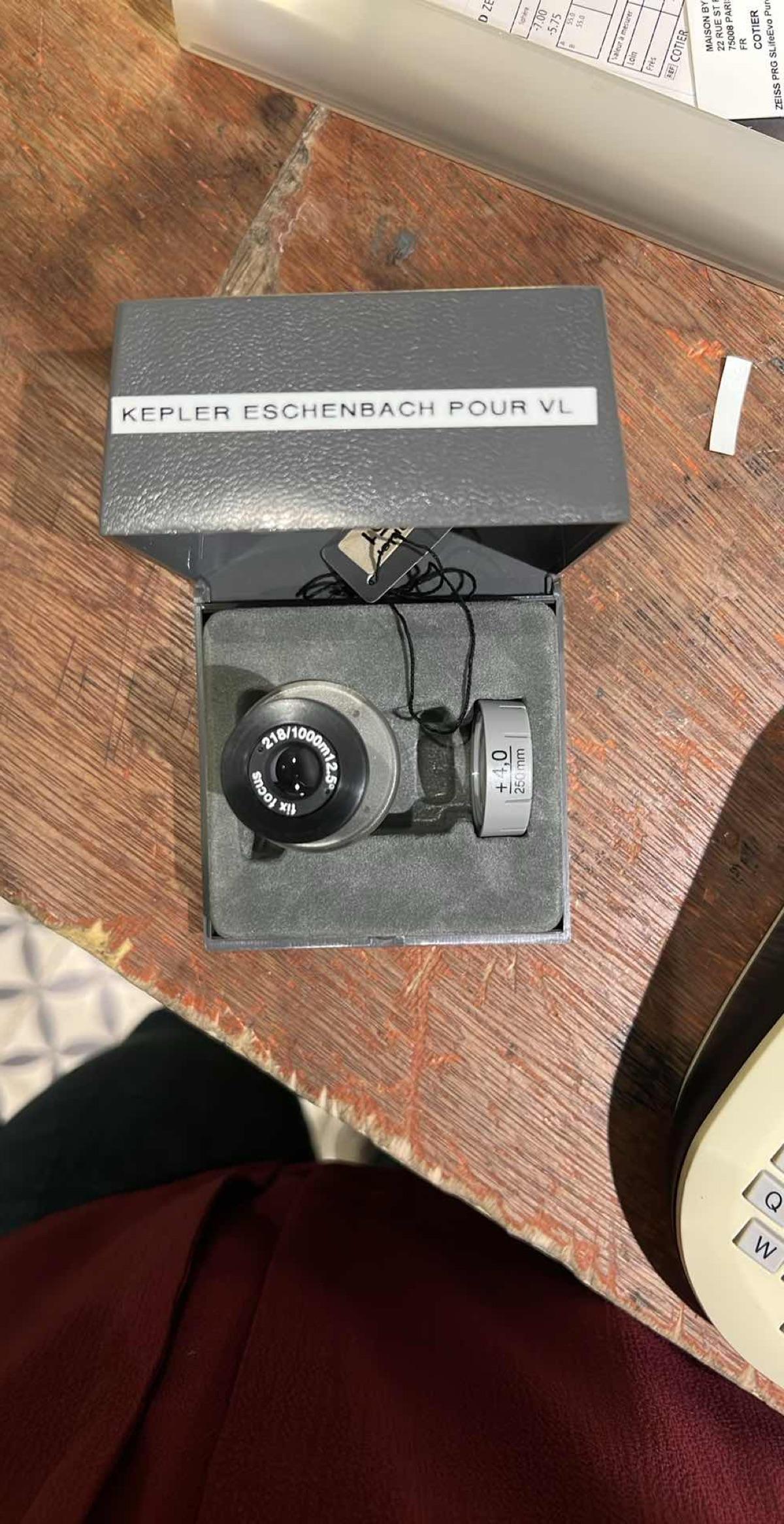 Loupe télescopique Eschenbach Kepler pour basse vision 2
